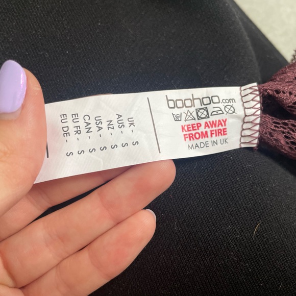 Boohoo Burgundy Lace Bodysuit - Picture 5 of 6